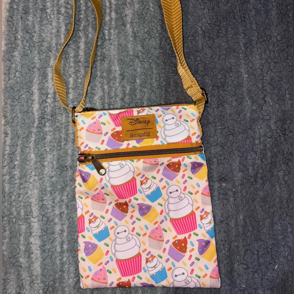 Disney Loungefly Baymax Crossbody Bag